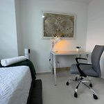 Apartamento Cerca Al Aeropuerto Con 3 Habitaciones