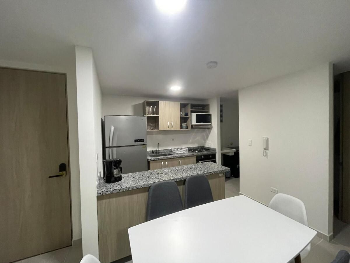 Cerca Al Aeropuerto Con 3 Apartment