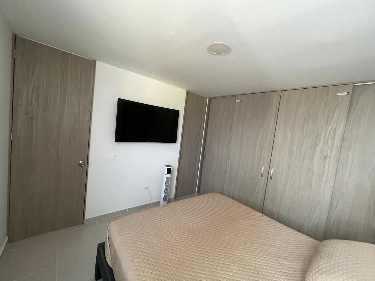 Cerca Al Aeropuerto Con 3 Apartment