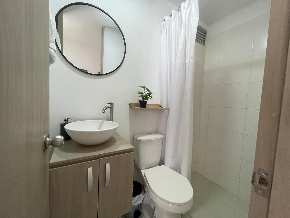 Cerca Al Aeropuerto Con 3 Apartment Cartagena