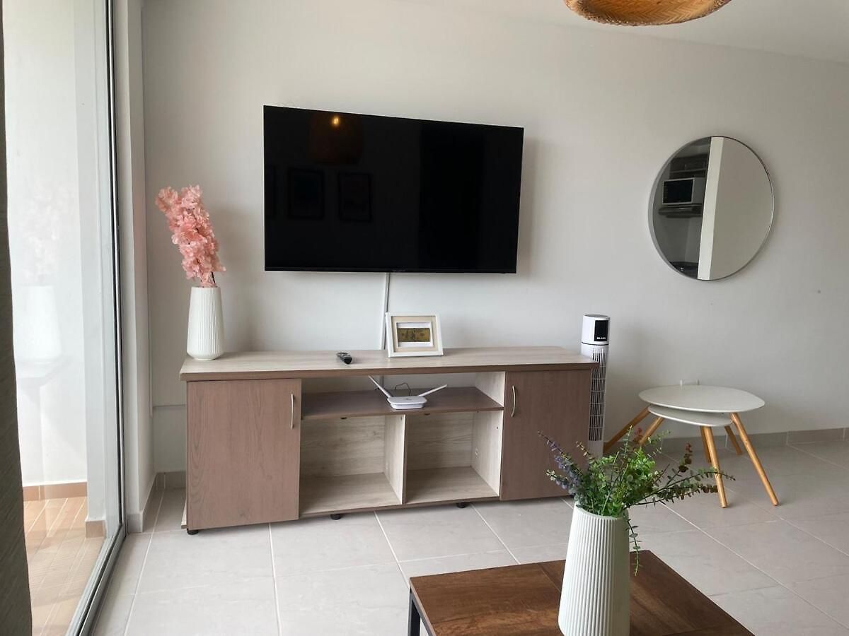 Cerca Al Aeropuerto Con 3 Apartment